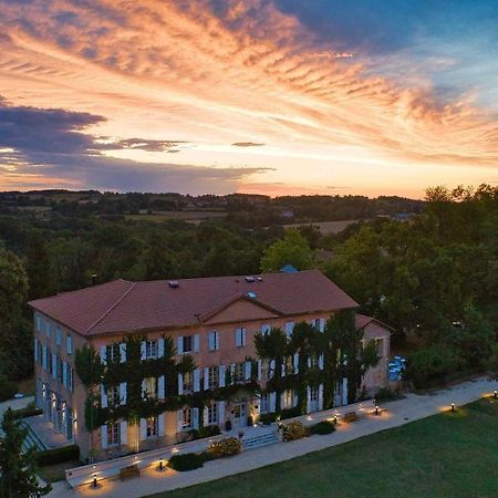 Hotel Le Chateau De Cesarges Maubec  Dış mekan fotoğraf